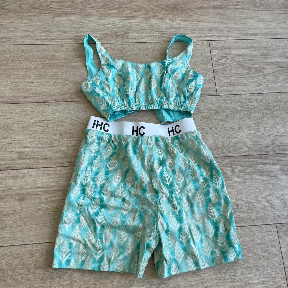 Holichic matching set